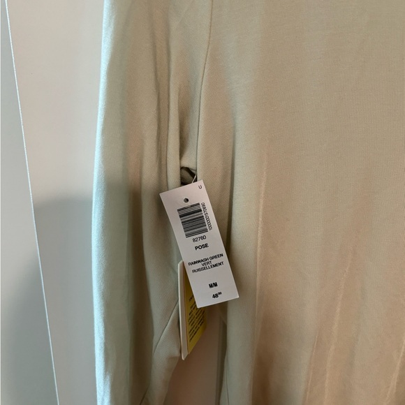 Aritzia / Wilifred Button Down - Picture 3 of 4